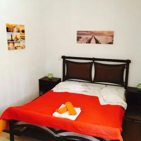 Holidays By The Beach-shared Pool Included, Apartament Glifada